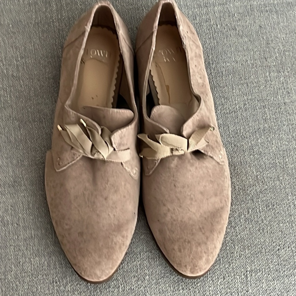 Crown & Ivy suede like shoes